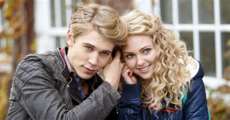 cast of carrie diaries|More.